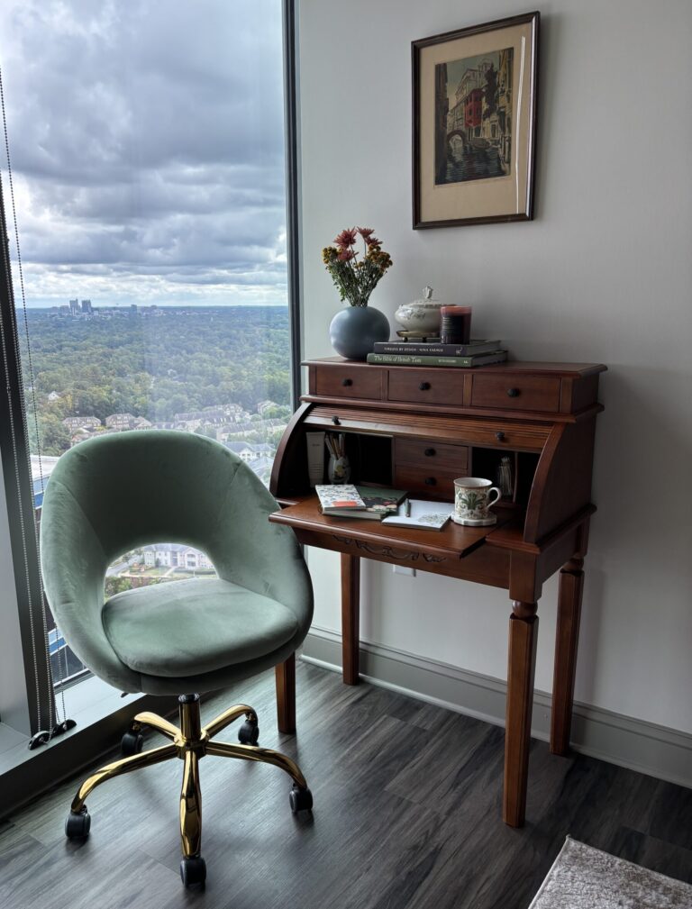 The Roll Top Desk That Made a Perfect Modern Classic Piece for Our Cozy Apartment